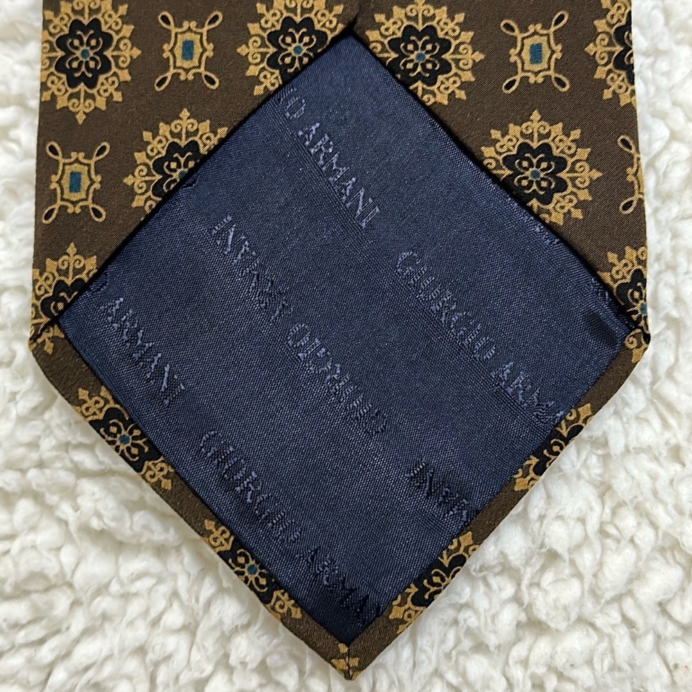 Giorgio Armani Cravatte Tie 100% Silk Vintage - Picture 2 of 7